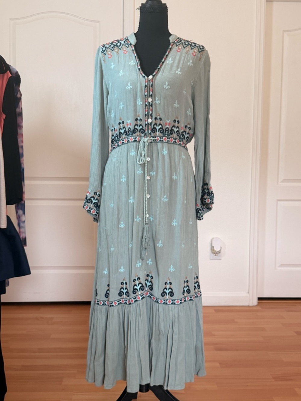 Soft Surroundings Sage Green Embroidered Boho Maxi Dress Tassel Tie Size S